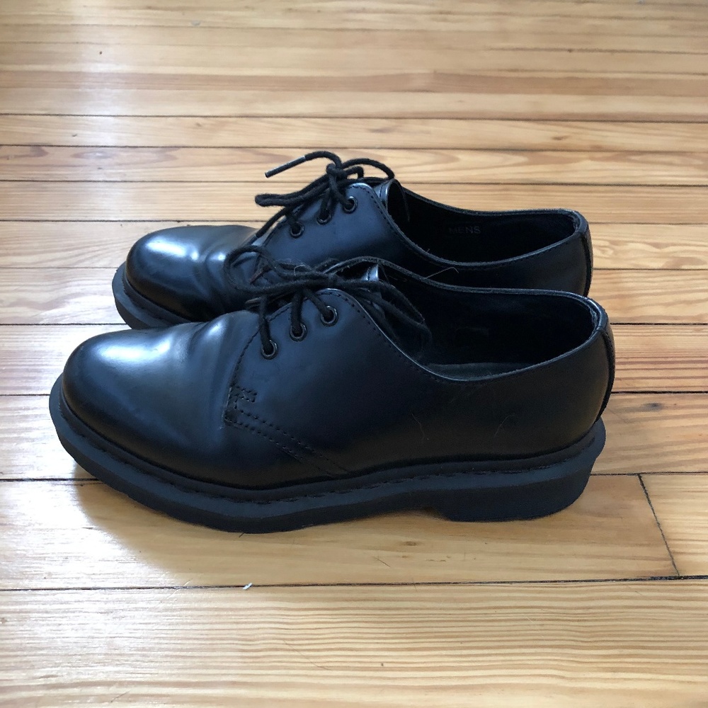 Dr. Martens Black Leather Women's Shoes